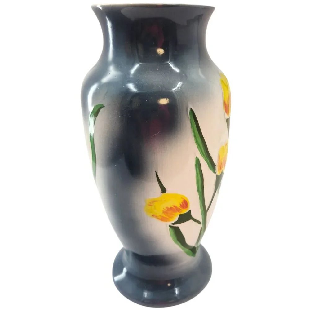 Devon Ware Fielding Staffordshire England Crocus Vase by Bernadette Eve 11